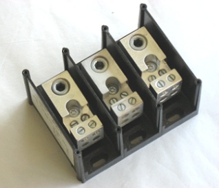 66673 Ferraz Shawmut Power Distribution Block