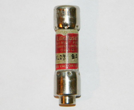 KLDR-9 Time-Delay Littelfuse Class CC, 9Amp Fuse USED